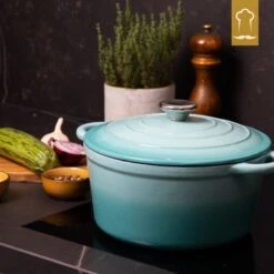 Chefarone Gietijzeren Pan - Braadpan Inclusief Deksel - Geschikt Voor Alle Warmtebronnen - Geëmailleerd Blauw 19 Chefarone Gietijzeren Pan - Braadpan Inclusief Deksel - Geschikt Voor Alle Warmtebronnen - Geëmailleerd Blauw -Woonkeuken Winkel 1199x1200 1