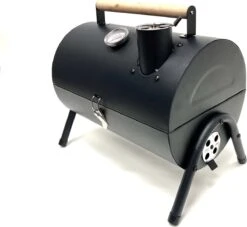 Compacte Draagbare Kolen BBQ Van Wolff BBQ - Handig Voor Op De Camping Op Het Strand Of In Een Park - Smoker Barbecue - Draagbare Lichtgewicht Bbq - Met Thermometer En Lucht Doorvoer. Laat Je Vlees Langzaam Garen. 12 Compacte Draagbare Kolen BBQ Van Wolff BBQ - Handig Voor Op De Camping Op Het Strand Of In Een Park - Smoker Barbecue - Draagbare Lichtgewicht Bbq - Met Thermometer En Lucht Doorvoer. Laat Je Vlees Langzaam Garen. -Woonkeuken Winkel 1200x1102 6