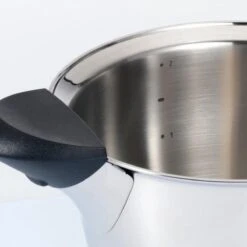 BK Q-linair Classic Pannenset - 5 Delig - RVS - Veilig Afgietsysteem - Inductie 33 BK Q-linair Classic Pannenset - 5 Delig - RVS - Veilig Afgietsysteem - Inductie -Woonkeuken Winkel 1200x1200 182