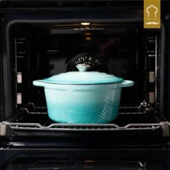 Chefarone Gietijzeren Pan - Braadpan Inclusief Deksel - Geschikt Voor Alle Warmtebronnen - Geëmailleerd Blauw 18 Chefarone Gietijzeren Pan - Braadpan Inclusief Deksel - Geschikt Voor Alle Warmtebronnen - Geëmailleerd Blauw -Woonkeuken Winkel 1200x1200 309