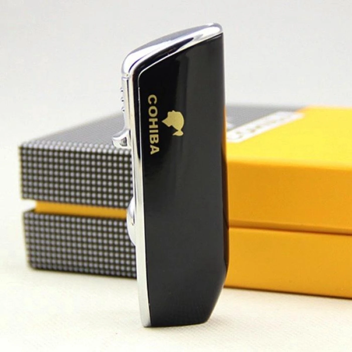 Cohiba® Sigarenaansteker - Sigarenboor - Sigaren - Sigaar - Cohiba Aansteker - Sigarenboor - Sigaren Accessoires - Sigarenknipper - Sigaar Aansteker - Cohiba - Incl. Luxe Geschenkdoos - Zwart 4 Cohiba® Sigarenaansteker - Sigarenboor - Sigaren - Sigaar - Cohiba Aansteker - Sigarenboor - Sigaren Accessoires - Sigarenknipper - Sigaar Aansteker - Cohiba - Incl. Luxe Geschenkdoos - Zwart - Afbeelding 2