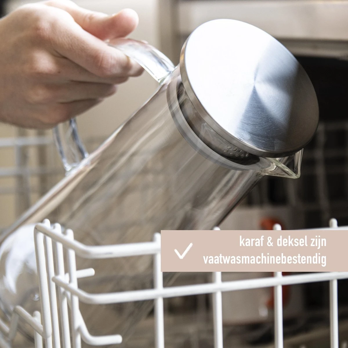 MÊZON® Schenkkan - Glazen Waterkan - Waterkaraf Voor Fruitwater - Multifunctionele Decanteer Karaf - Kan Met Deksel - 1.5L Capaciteit 5 MÊZON® Schenkkan - Glazen Waterkan - Waterkaraf Voor Fruitwater - Multifunctionele Decanteer Karaf - Kan Met Deksel - 1.5L Capaciteit - Afbeelding 3