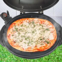 KitchenBrothers Elektrische BBQ - Met Grillplaat - Anti-aanbaklaag - Incl. Plank/Houders - Grilloppervlak 46,5x33,8cm - Tot 300°C - 2400W - Zwart -Woonkeuken Winkel 1200x1200 827