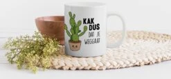 Mok - Koffiemok - Spreuken - Quote - 'Kak Dus Dat Je Weggaat' - Baan - Mokken - 350 ML - Beker - Koffiemokken - Theemok - Mok Met Tekst 9 Mok - Koffiemok - Spreuken - Quote - 'Kak Dus Dat Je Weggaat' - Baan - Mokken - 350 ML - Beker - Koffiemokken - Theemok - Mok Met Tekst -Woonkeuken Winkel 1200x557 2