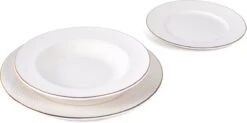 LeRijn® Serviesset Deventer 6 Persoons - 18 Delig - Licht Crème Wit Met Gouden Rand En Motief - Dinerborden - Soepborden - Dessertborden - Borden Servies - Bordenset -Woonkeuken Winkel 1200x598 1