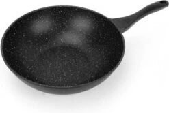 Swiss Pro+ Wokpan - Met Glazen Deksel - 28cm - Zwart 10 Swiss Pro+ Wokpan - Met Glazen Deksel - 28cm - Zwart -Woonkeuken Winkel 1200x805 1