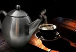 Vaja Valerie - Theepot Met Filter - Dubbelwandig - RVS - 1.2L 33 Vaja Valerie - Theepot Met Filter - Dubbelwandig - RVS - 1.2L -Woonkeuken Winkel 1200x817 1