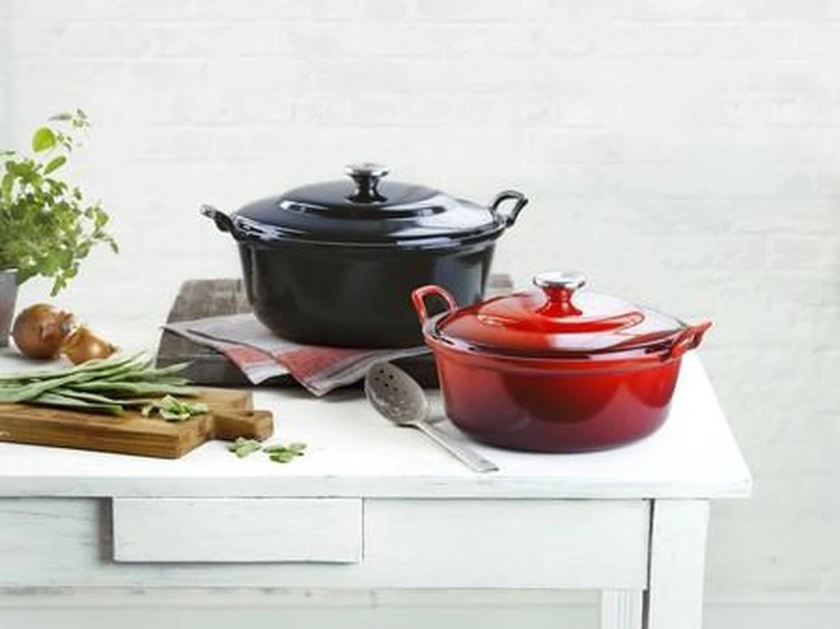 Le Creuset Braadpan Faitout Tradition Kersenrood - ø 24 Cm / 3 Liter 10 Le Creuset Braadpan Faitout Tradition Kersenrood - ø 24 Cm / 3 Liter - Afbeelding 8