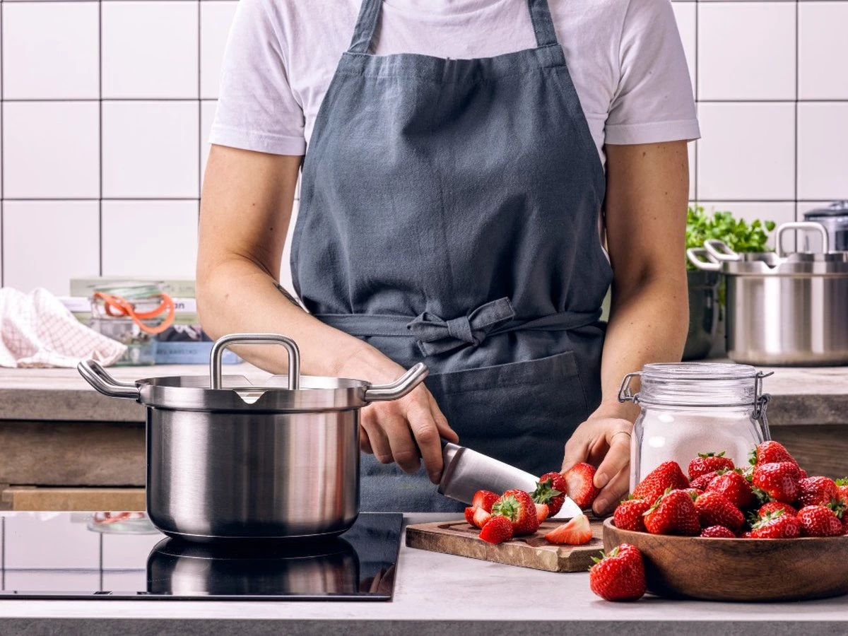 BK Q-linair Master Glas Pannenset - 5-delig - Glazen Deksel - Veilig Afgietsysteem - Inductie 14 BK Q-linair Master Glas Pannenset - 5-delig - Glazen Deksel - Veilig Afgietsysteem - Inductie - Afbeelding 12