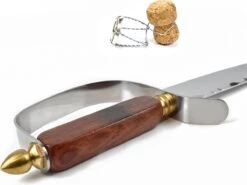 Dymund® Sabreer Sabel - RVS - Professioneel Champagnesabel - Incl. Bewaardoos - 44,5 Cm 11 Dymund® Sabreer Sabel - RVS - Professioneel Champagnesabel - Incl. Bewaardoos - 44,5 Cm -Woonkeuken Winkel 1200x901 3