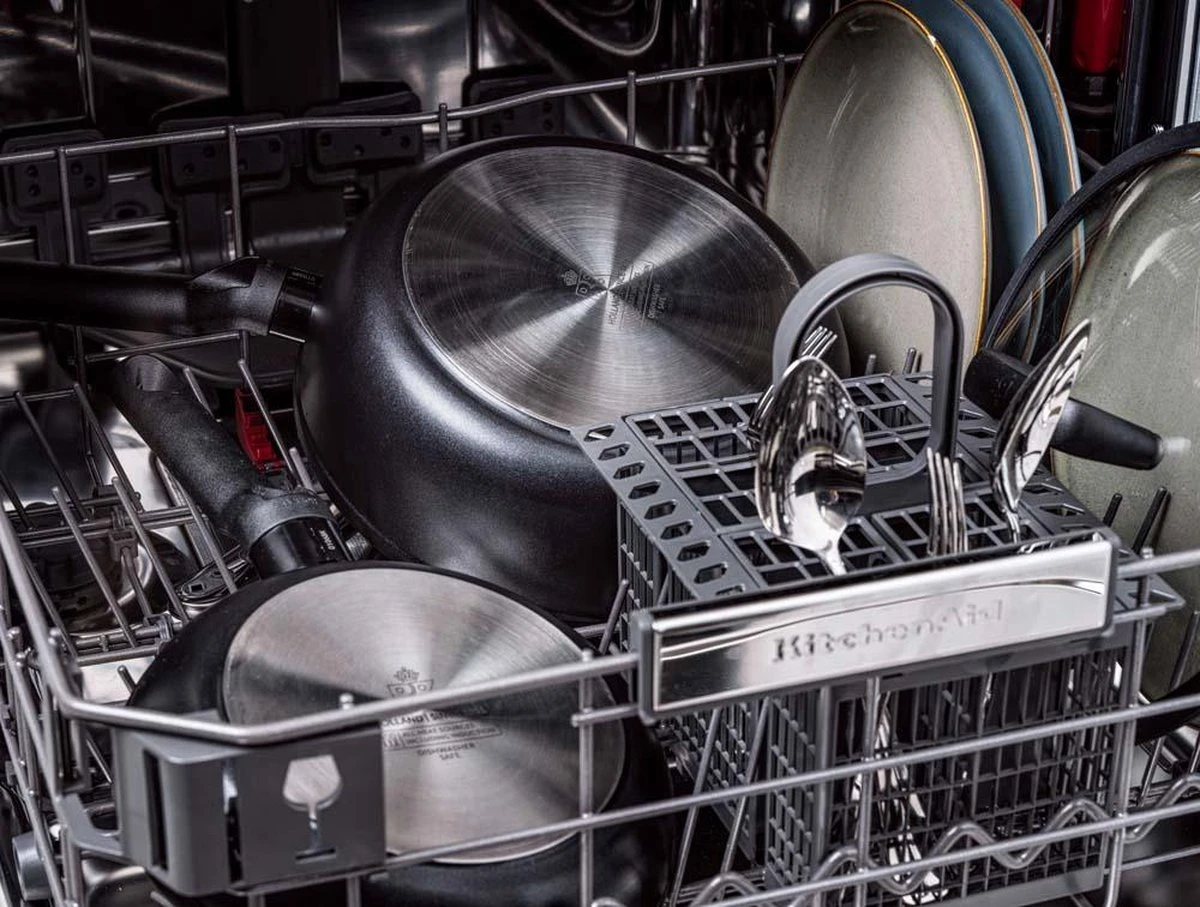 BK Easy Induction Ceramic Koekenpan - Ø28 Cm - PFAS-vrij 6 BK Easy Induction Ceramic Koekenpan - Ø28 Cm - PFAS-vrij - Afbeelding 5